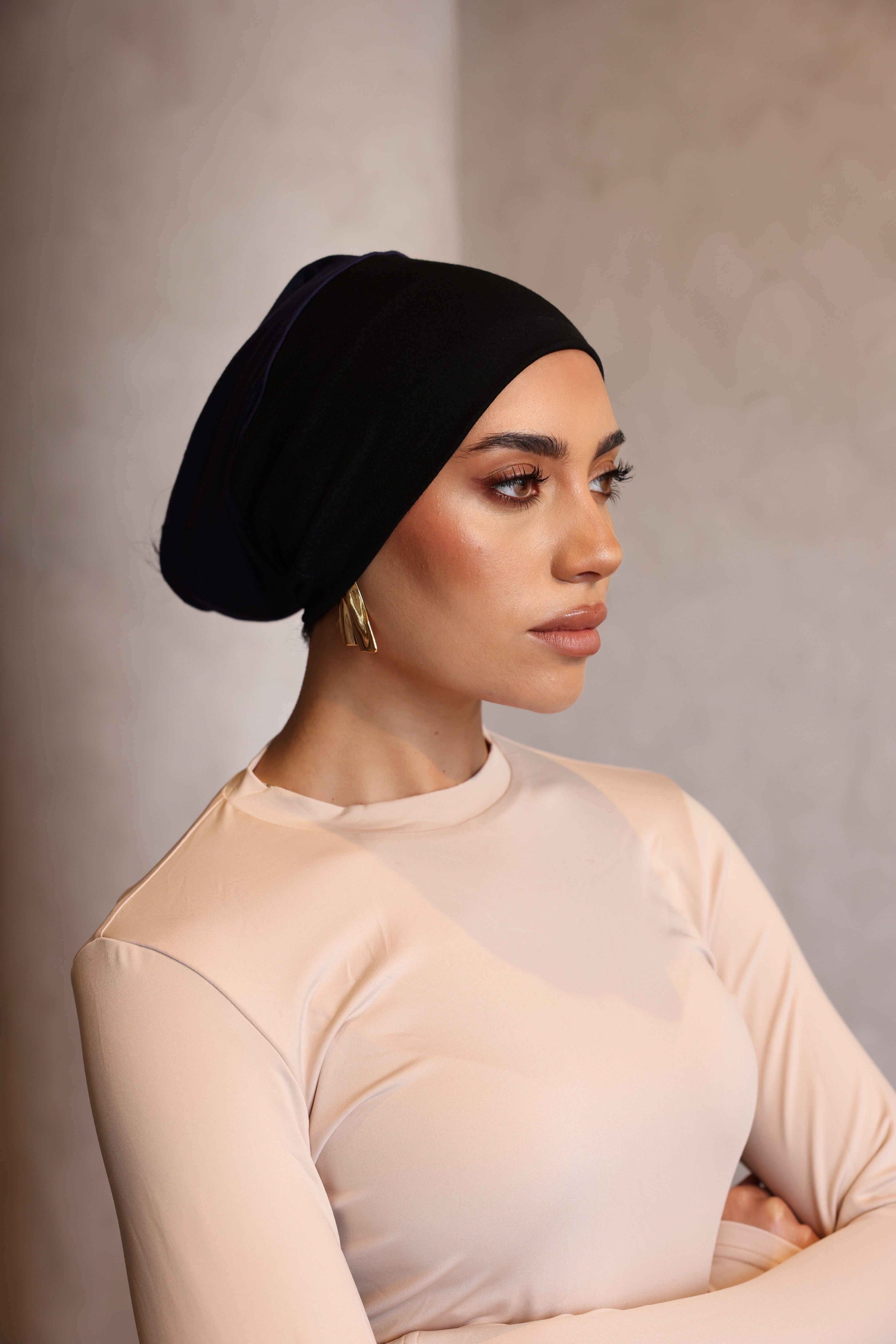 2 Tone Open Caps INK/MID