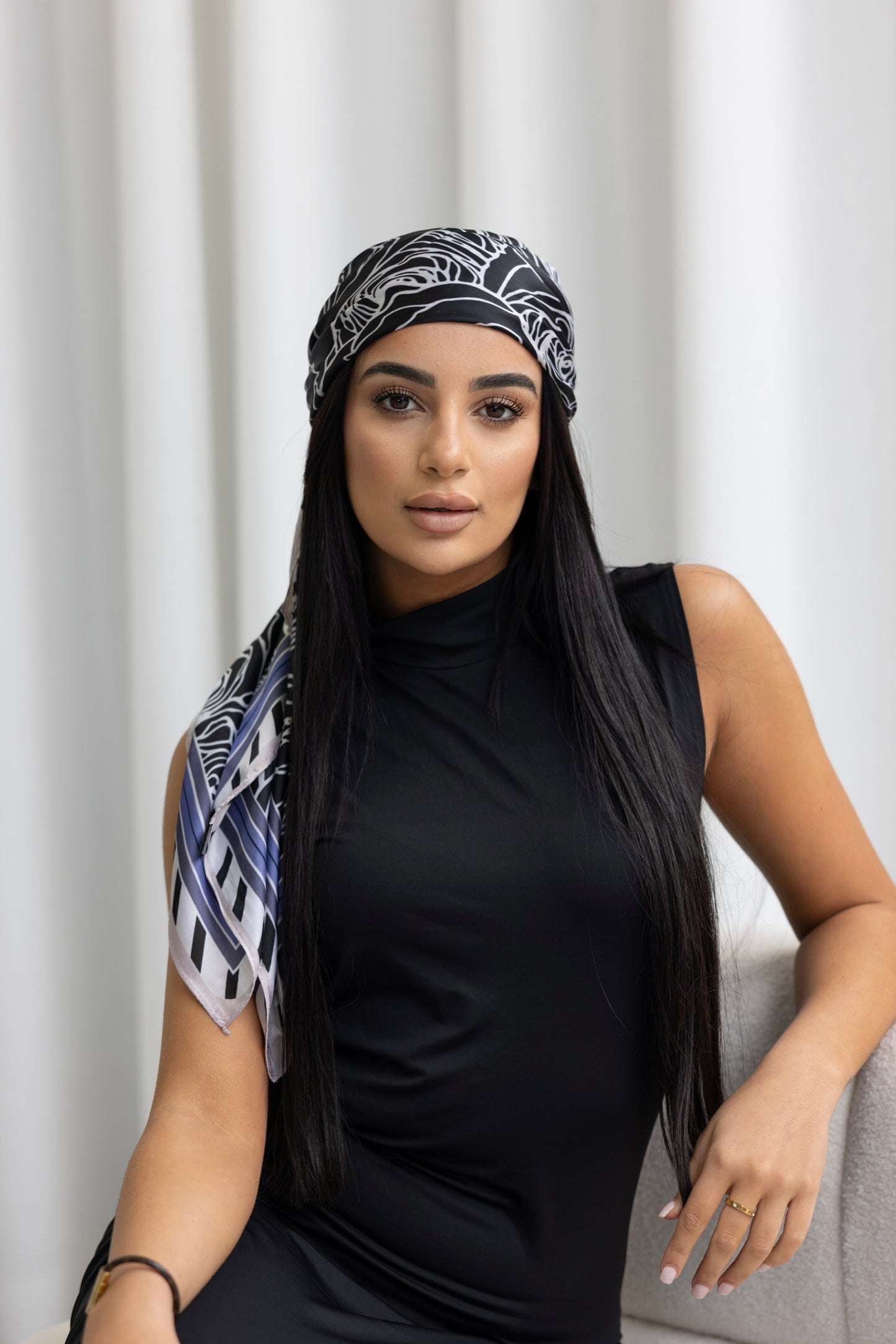 PRINTED SILK BLEND SQUARE SCARF - FLORENCE