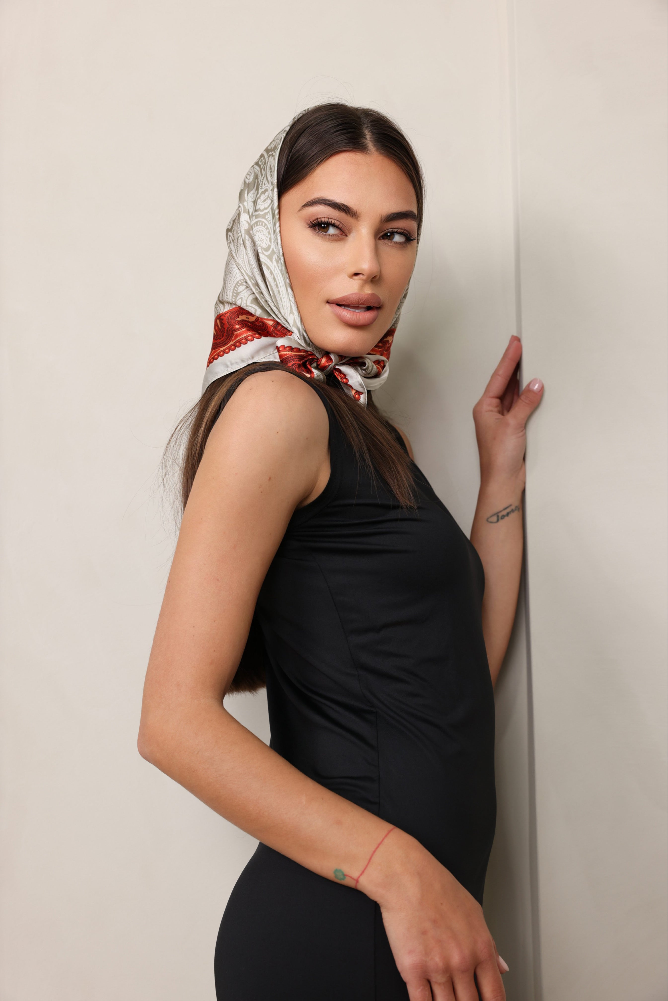 PRINTED SILK BLEND SQUARE BANDANA