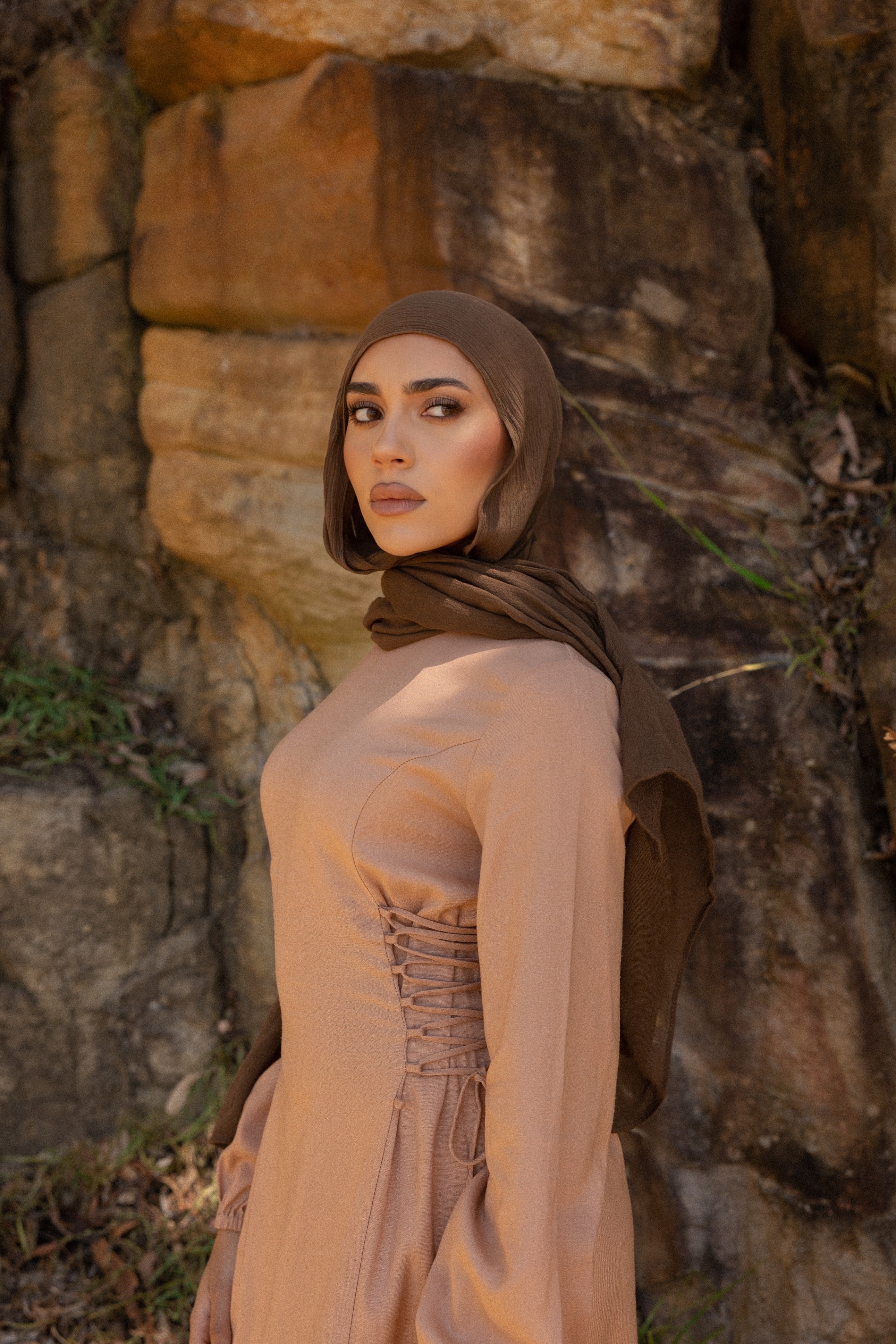 Luxe Rayon Hijab Frayed Edge - CHOCOLATE