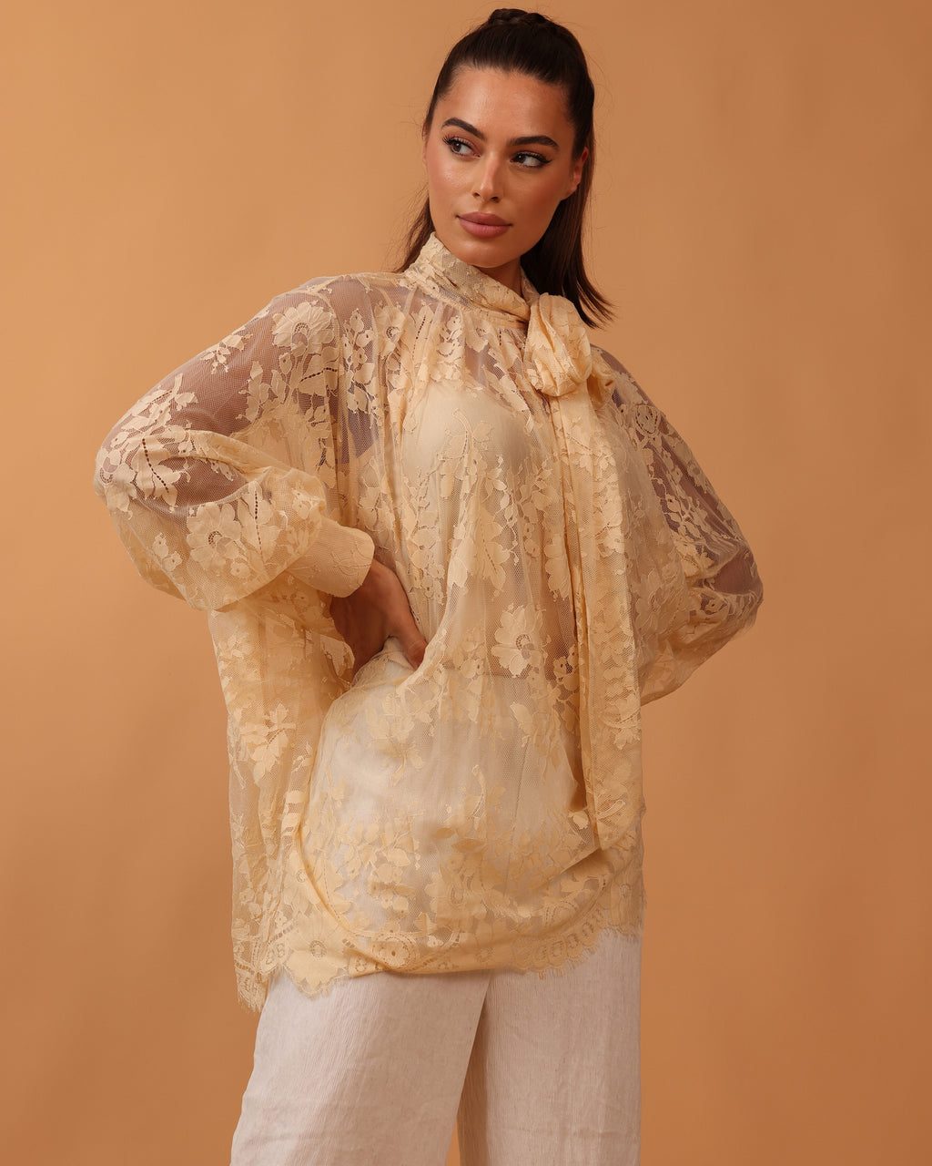 Kasbat Lace Blouse