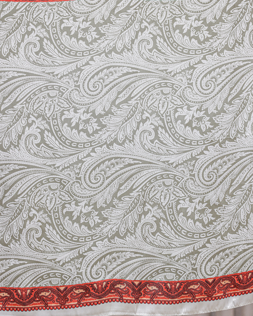 PRINTED SILK BLEND SQUARE BANDANA