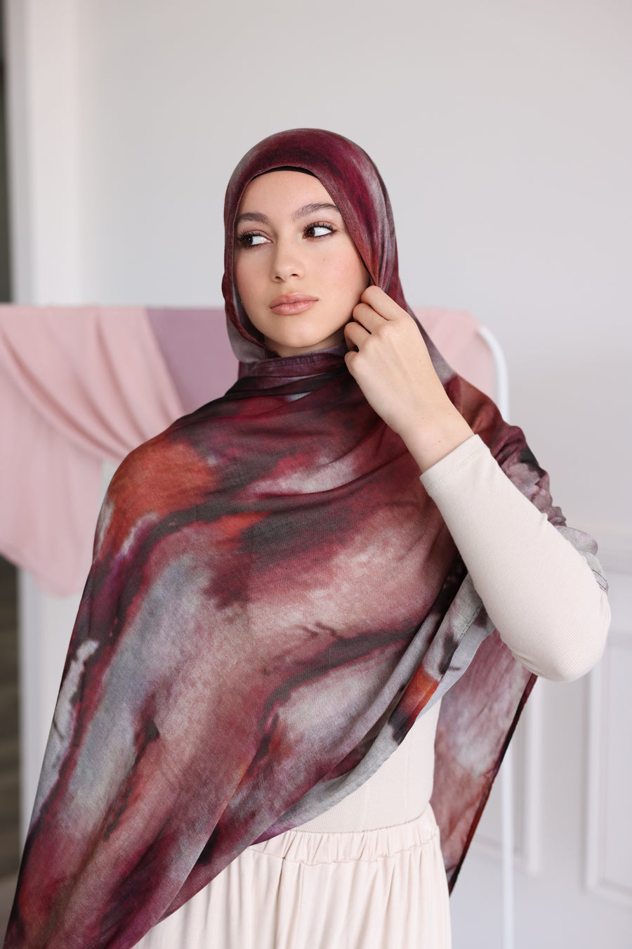 BLUSH TIE DYE DOUBLE STITCH HIJAB