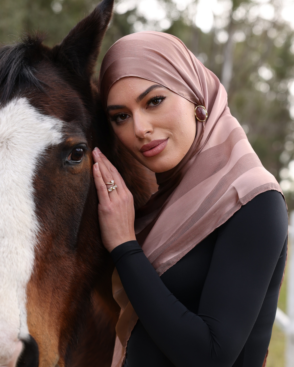Luxe French Stripe Hijab - Dusty Rose