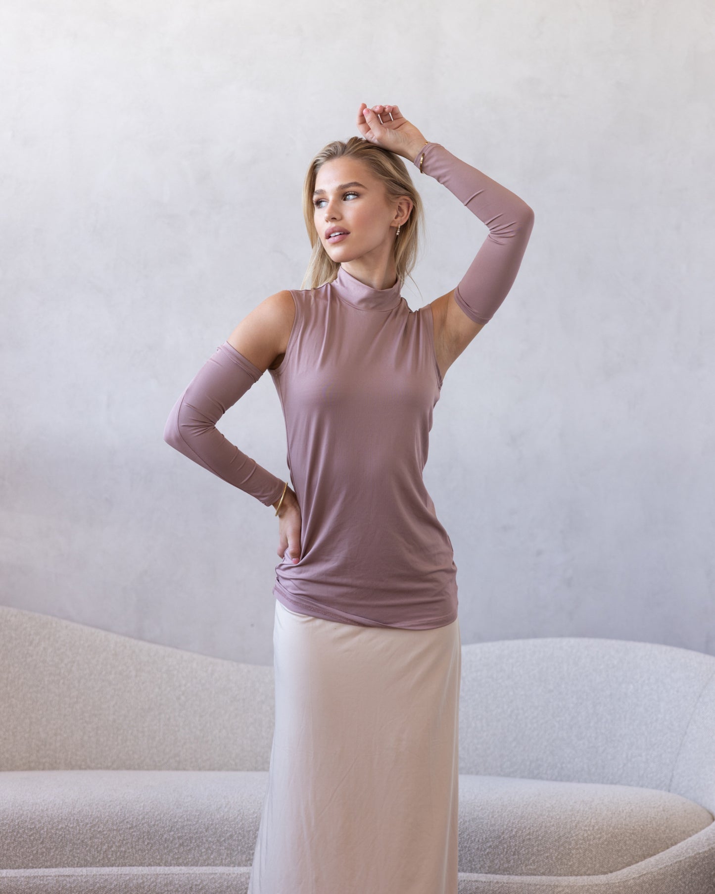 Luxe Sleeveless Basic Berry