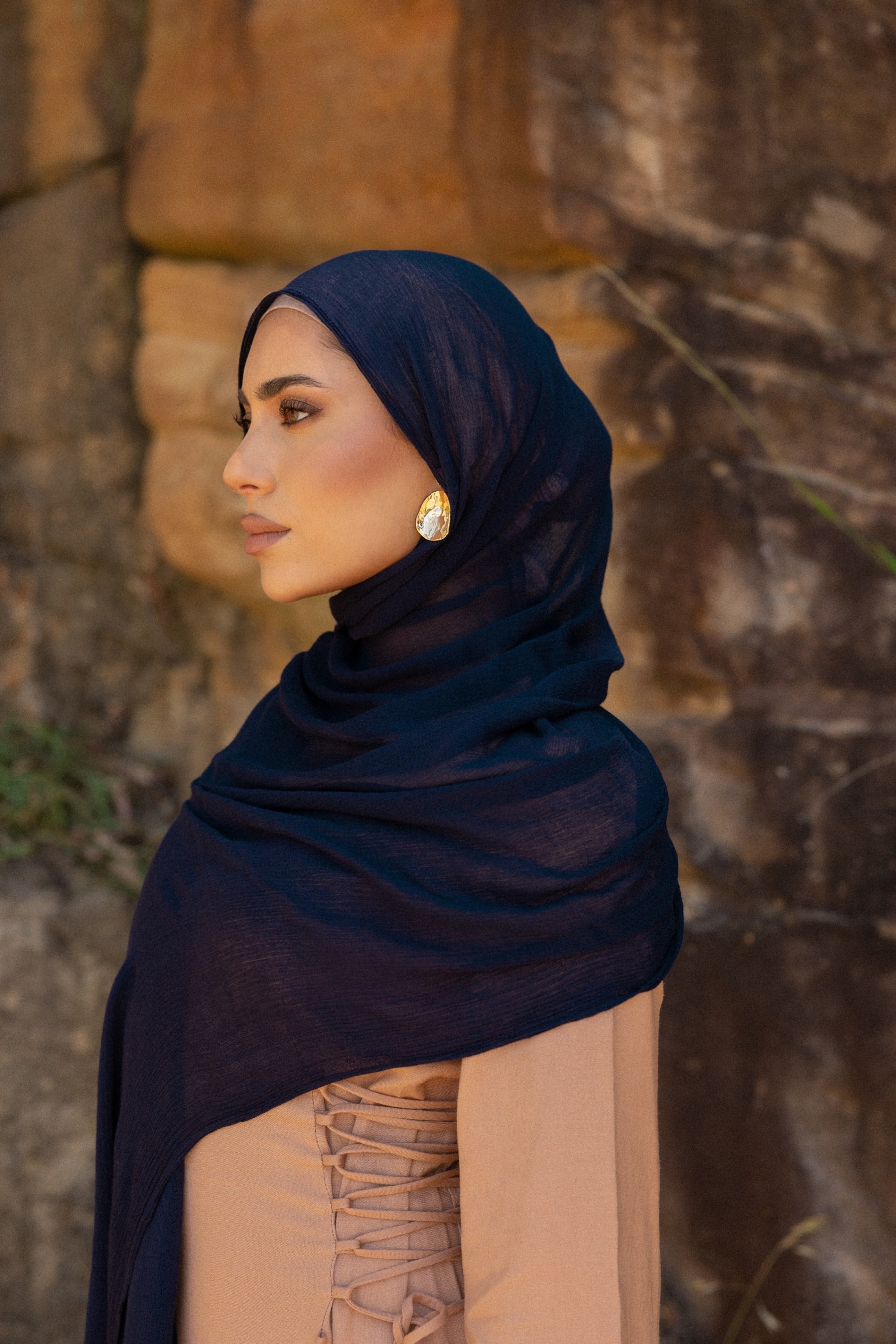 Luxe Rayon Hijab Frayed Edge - INK