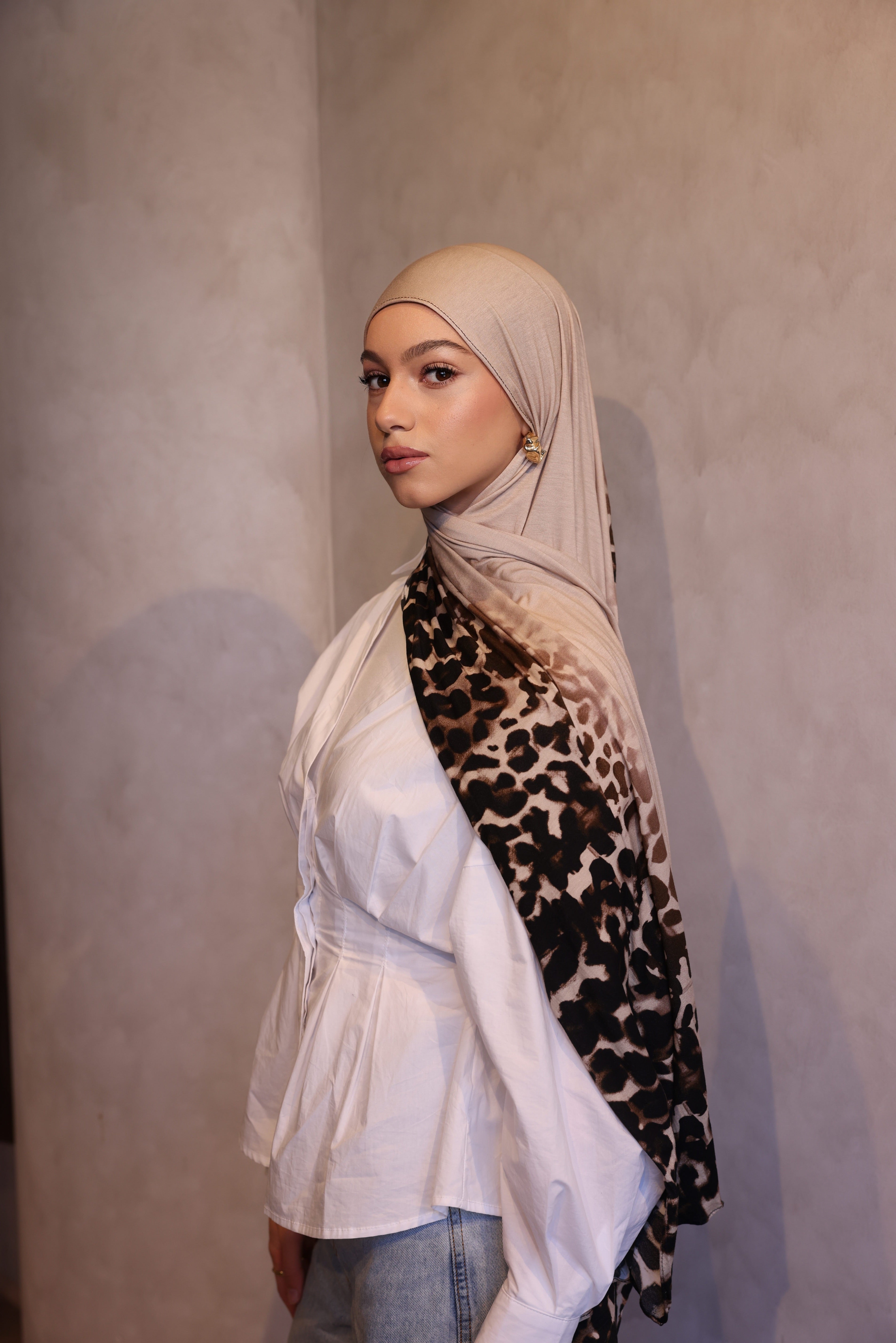 Jersey Printed Hijab - Snow Leopard