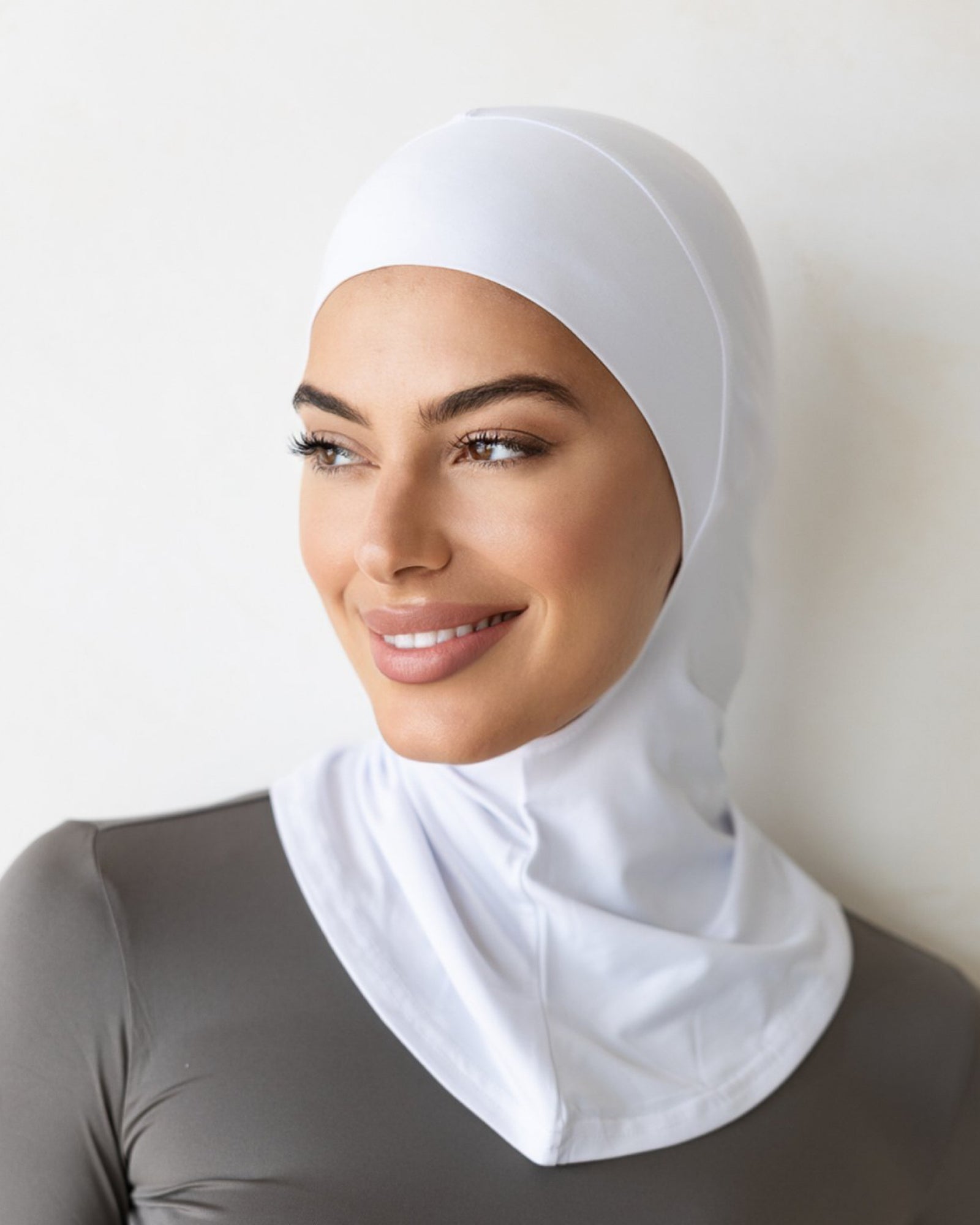 Luxe Hooded Cap Vanilla