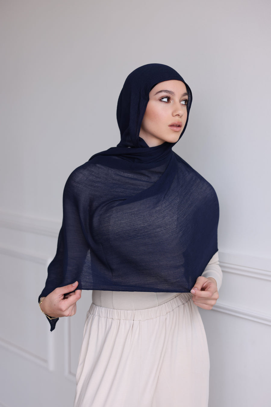 Luxe Rayon Hijab - Ink