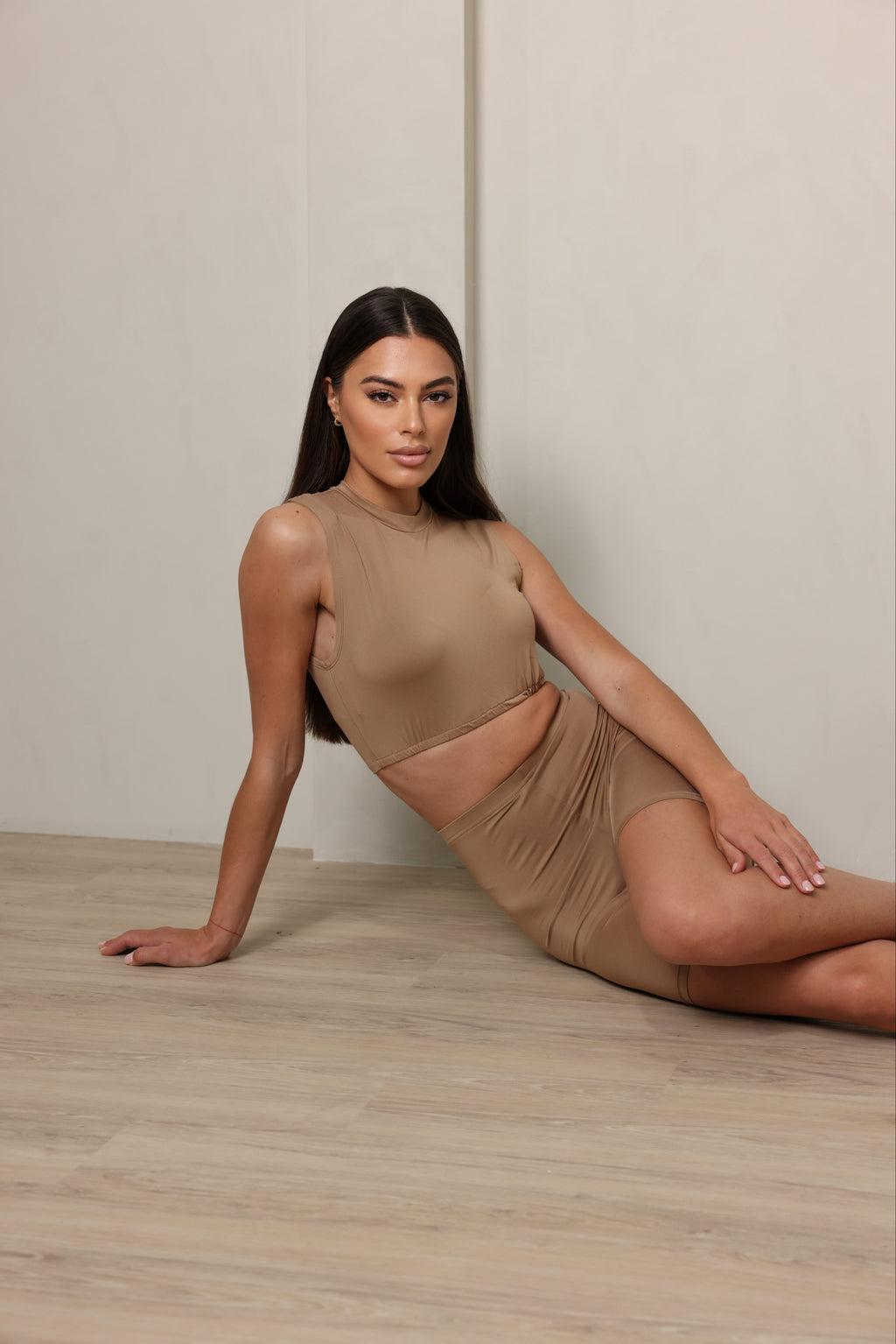 Luxe Sleeveless Crop Latte