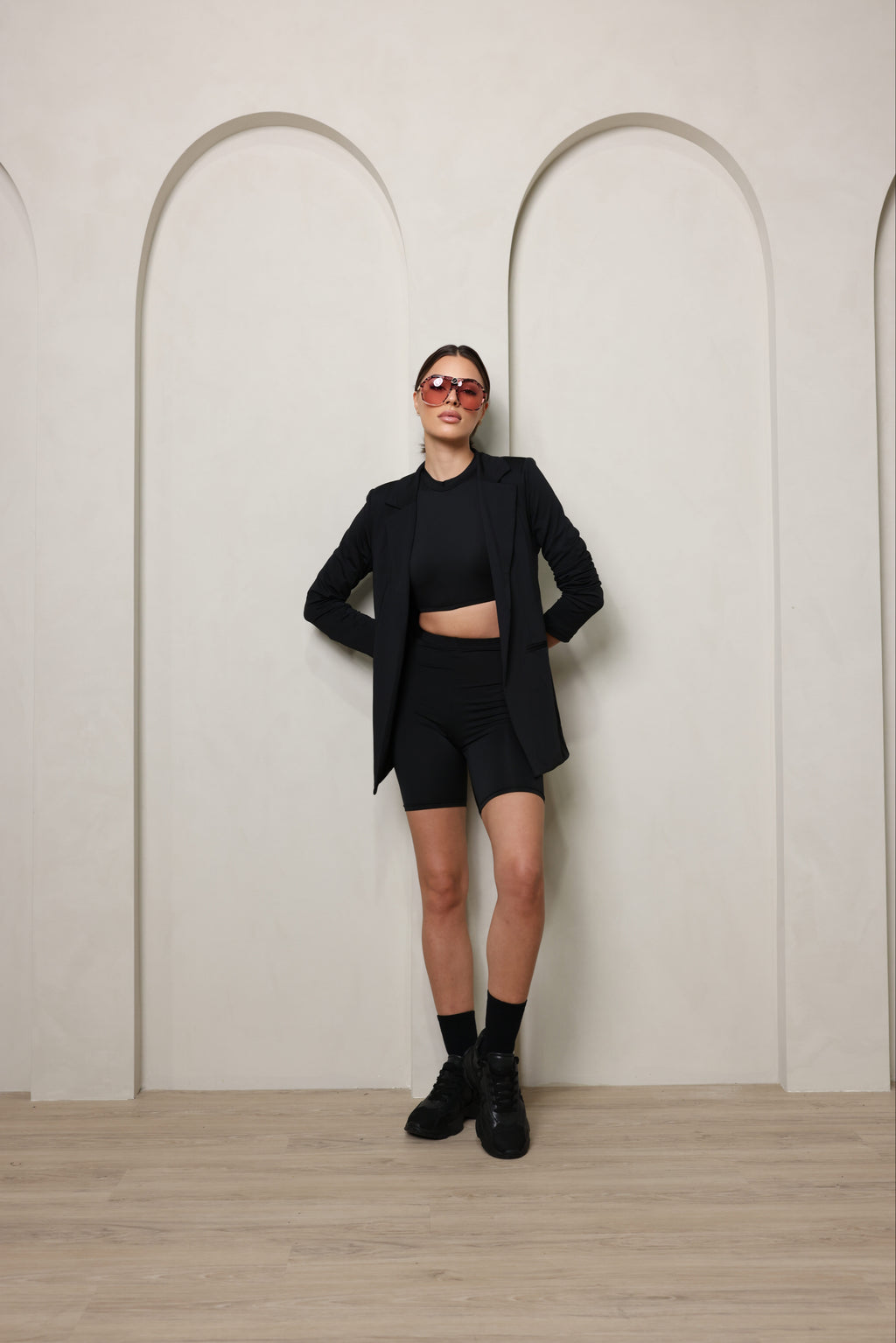 Luxe Sleeveless Crop Midnight