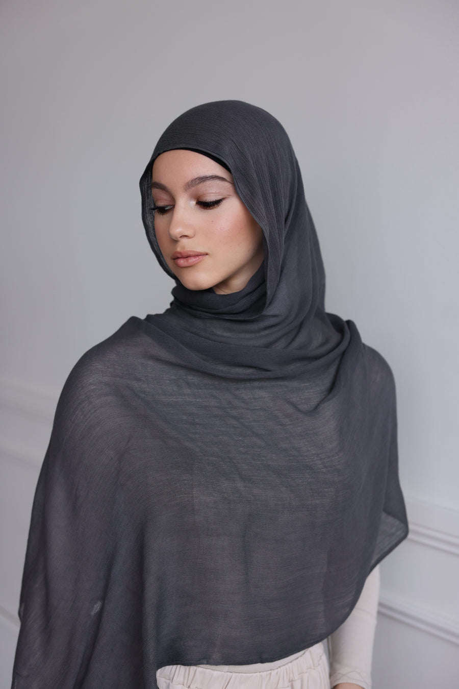 Luxe Rayon Hijab - Charcoal