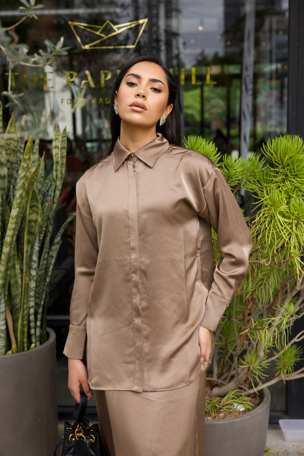 AMORE SIGNATURE SHIRT -MOCHA