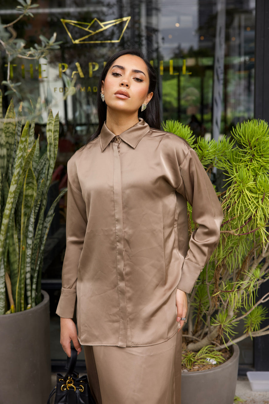 AMORE SIGNATURE SHIRT -MOCHA