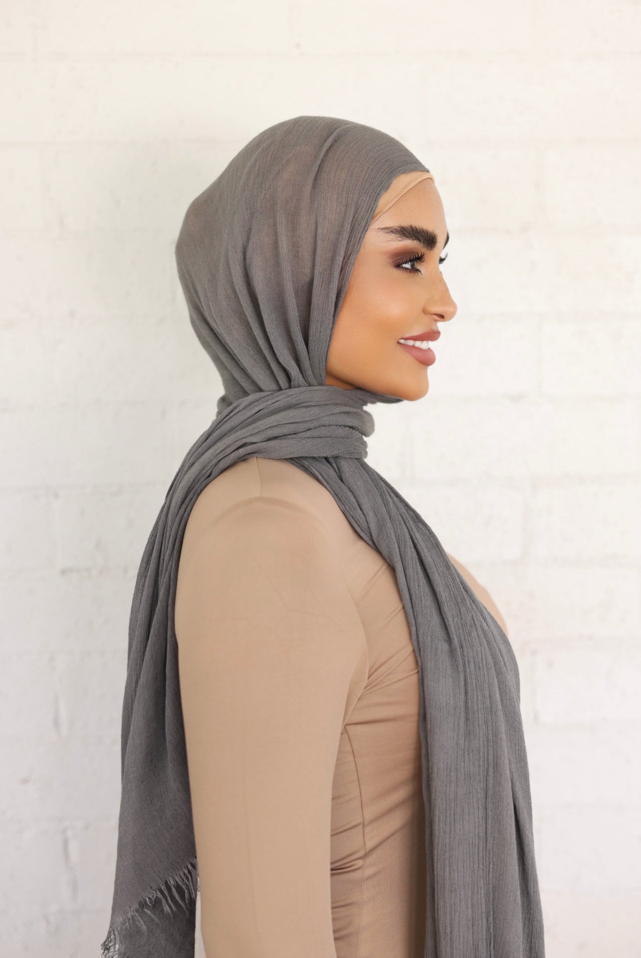 Luxe Rayon Hijab Frayed Edge - CHARCOAL