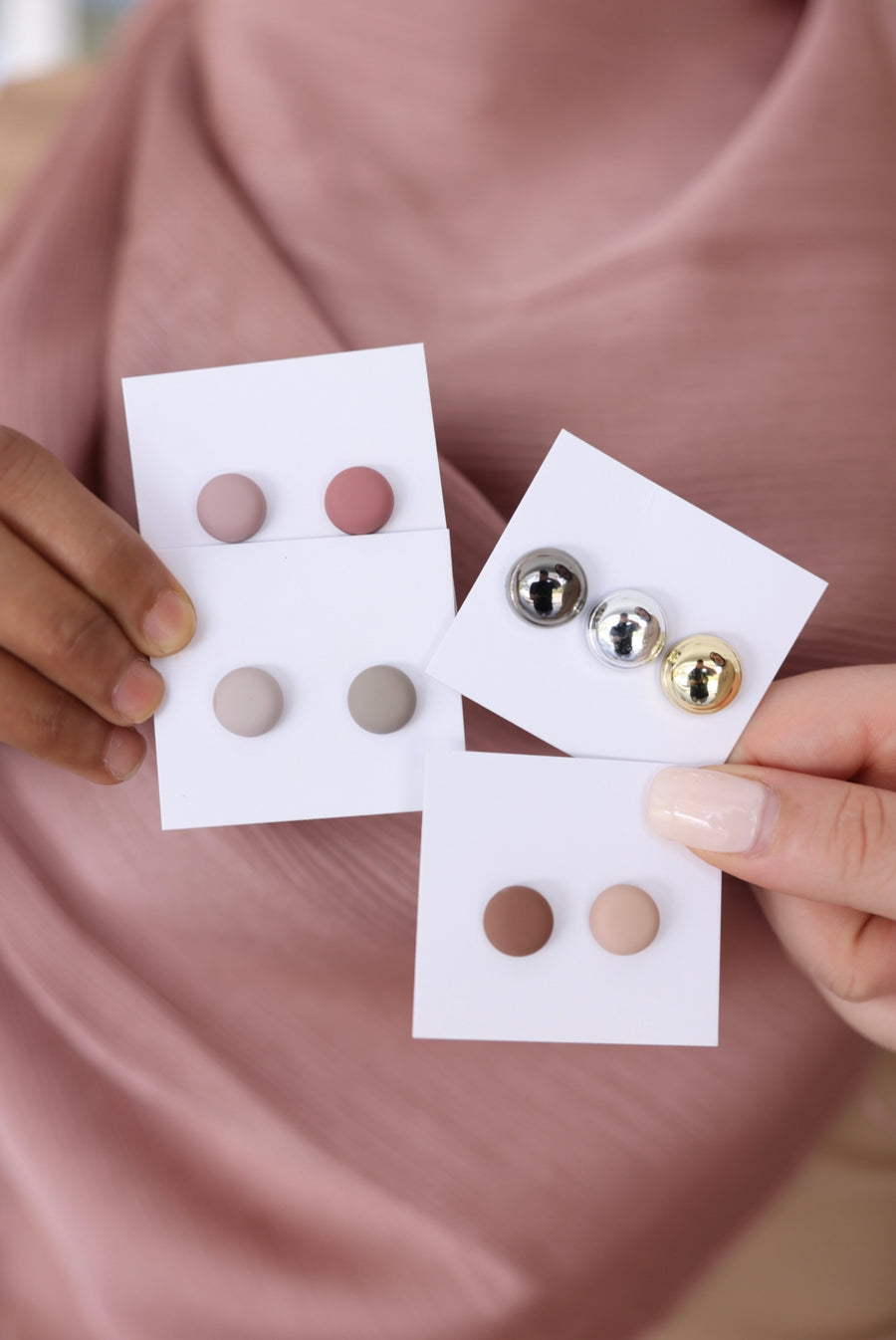 Hijab Magnets - Berry