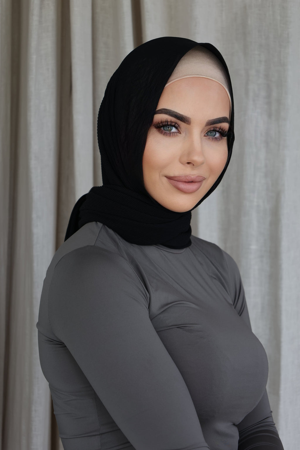 PLEATED HIJAB - Midnight