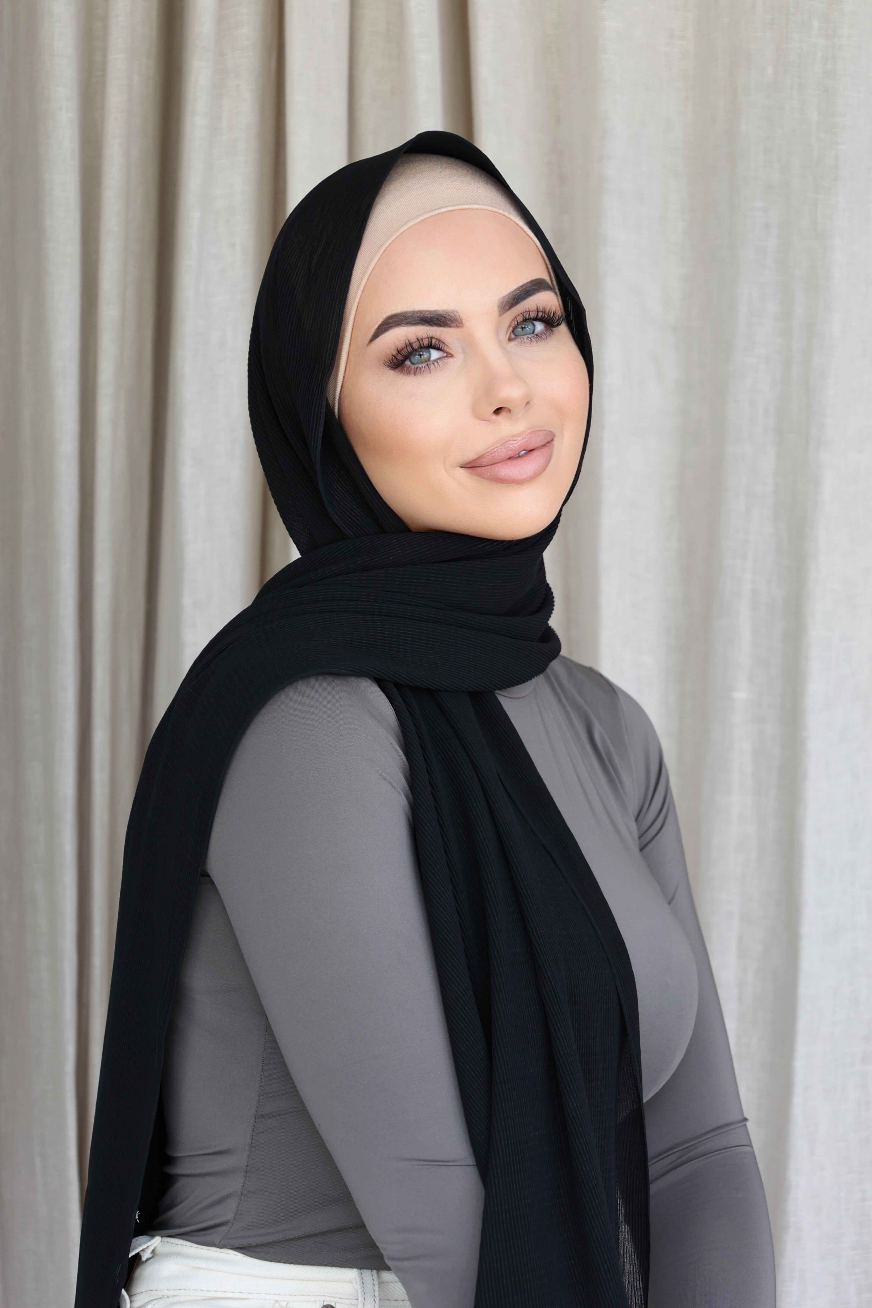 PLEATED HIJAB - Midnight